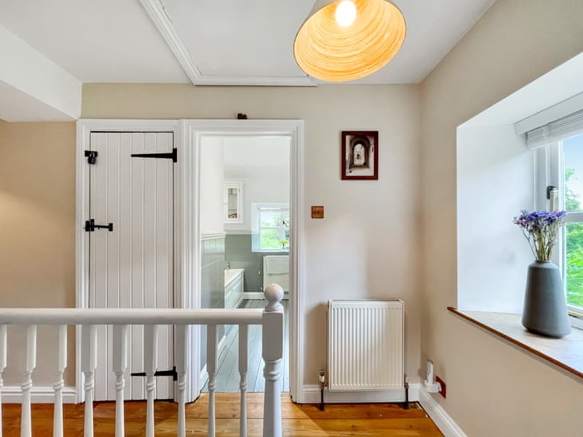 Landing | Oasis Cottage, Broughton Gifford, near Melksham