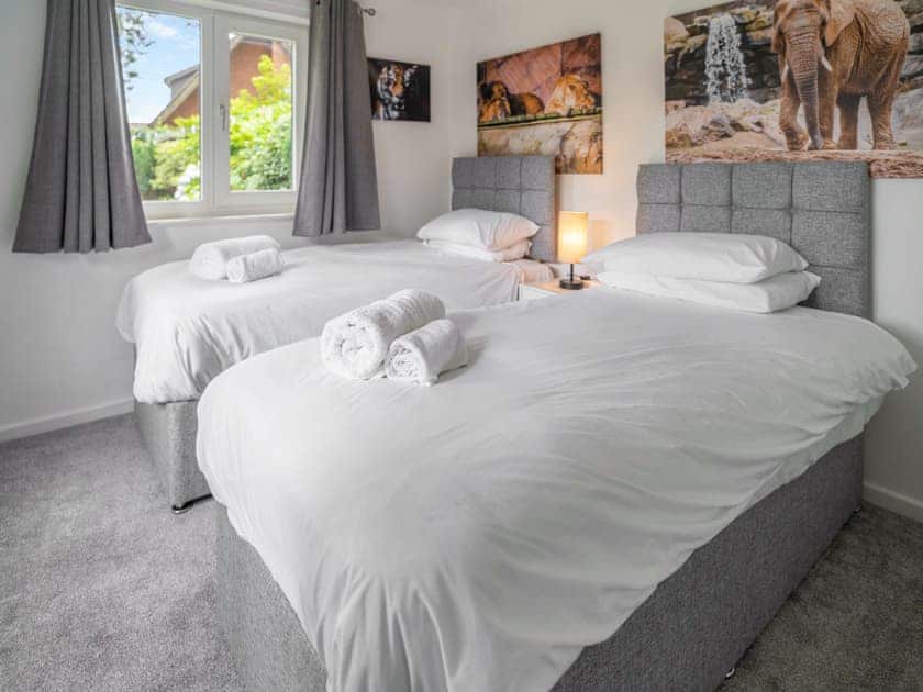 Twin bedroom | High Trees, High Kelling, near Holt