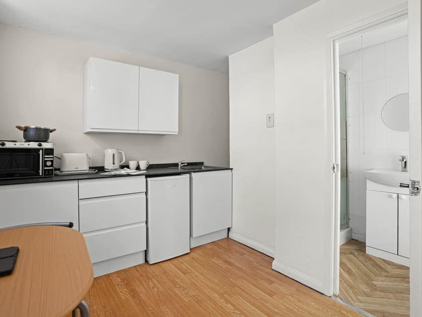 Kitchen | Gable End Coastal Retreat, Great Yarmouth