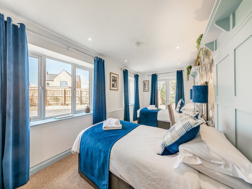 Twin bedroom | North End Cottage, Longframlington