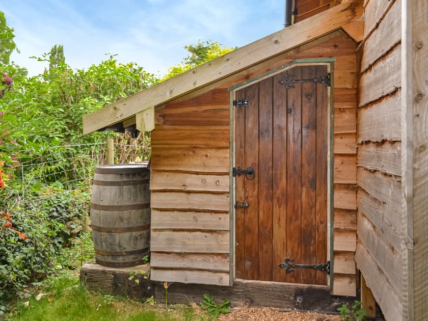 Exterior | Bramley Orchard Lodge, Retford