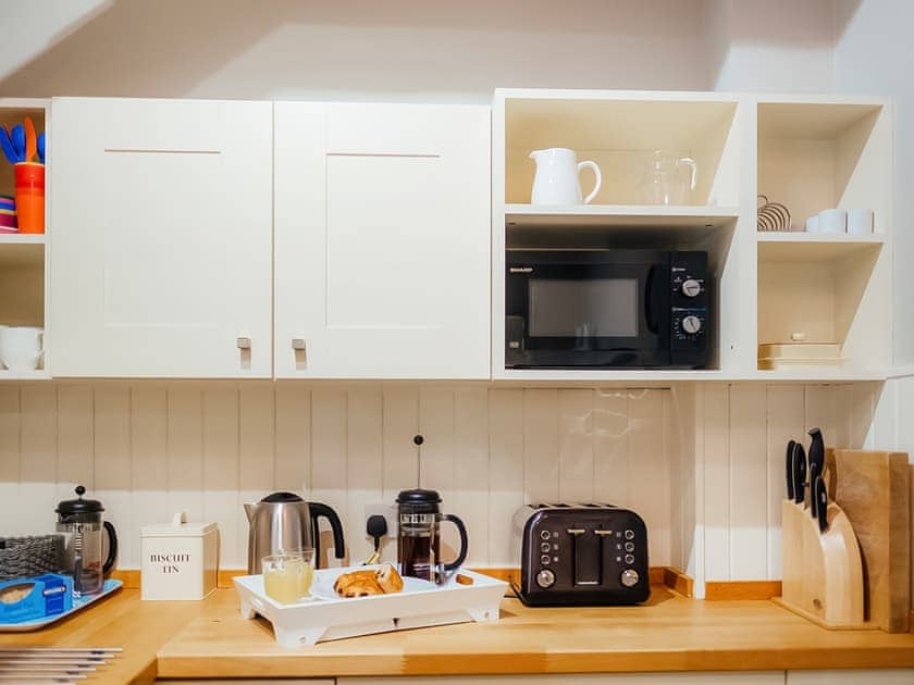 Kitchen | Casterbridge - Greenwood Grange Cottages, Higher Bockhampton, near Dorchester