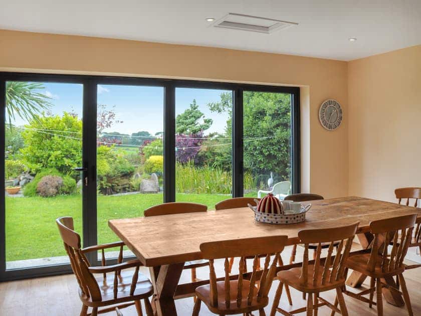 Dining Area | Capel Berseba, Tudweiliog