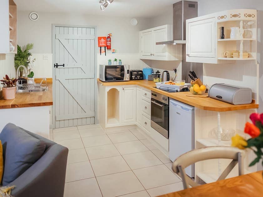 Open plan living space | Anglebury - Greenwood Grange Cottages, Higher Bockhampton, near Dorchester