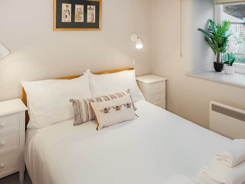 Double bedroom | Anglebury - Greenwood Grange Cottages, Higher Bockhampton, near Dorchester