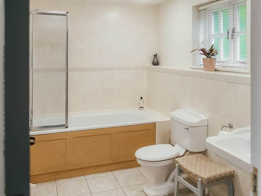 Bathroom | Henchard - Greenwood Grange Cottages, Higher Bockhampton, near Dorchester