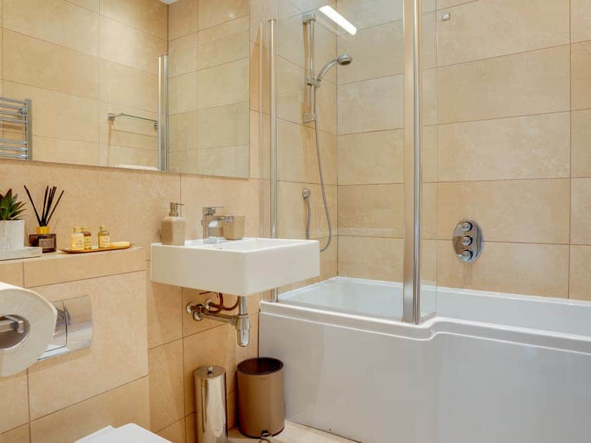 Bathroom | Spence Lodge, Alnmouth, near Alnwick