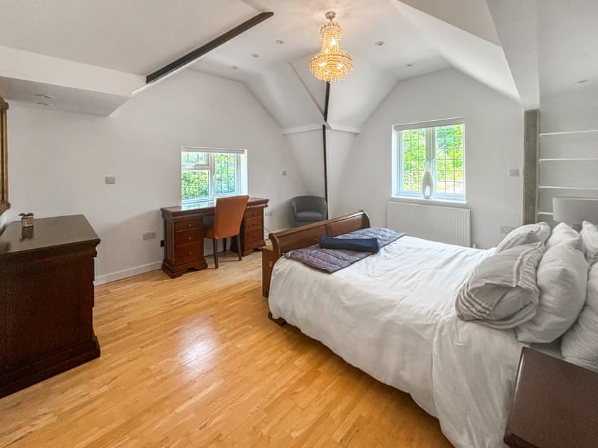 Double bedroom | The Gables - Five Gables, Merstham