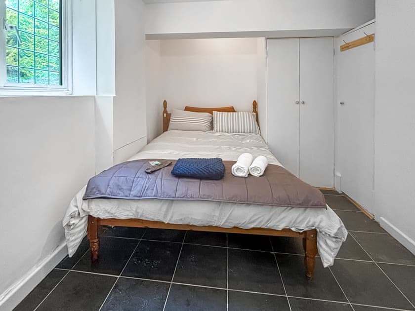 Double bedroom | The Gables - Five Gables, Merstham
