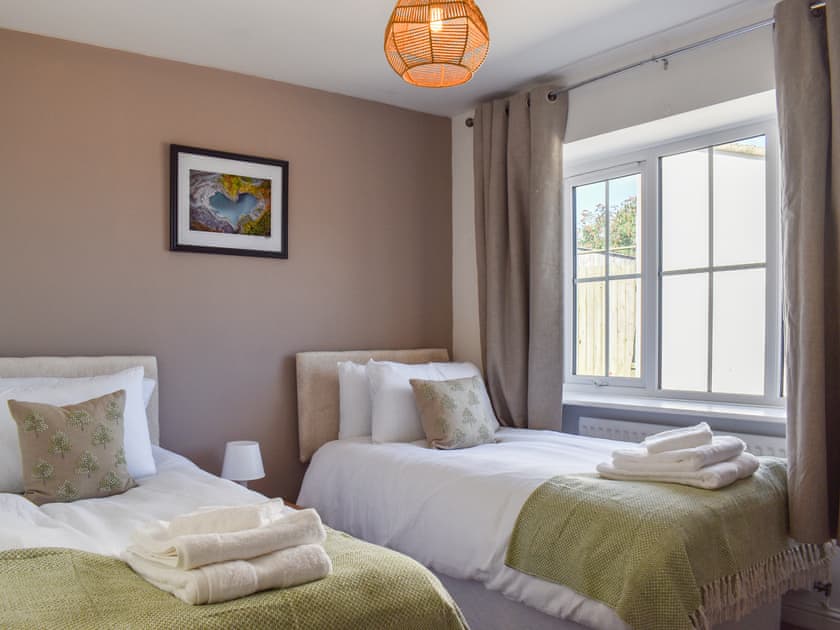 Twin bedroom | The Barn, Houghton Le Spring, near Durham