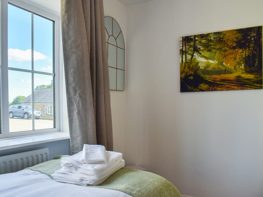 Twin bedroom | The Barn, Houghton Le Spring, near Durham