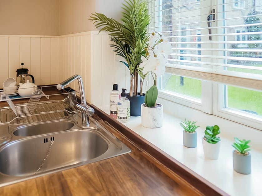 Kitchen | Mellchester - Greenwood Grange Cottages, Higher Bockhampton, near Dorchester