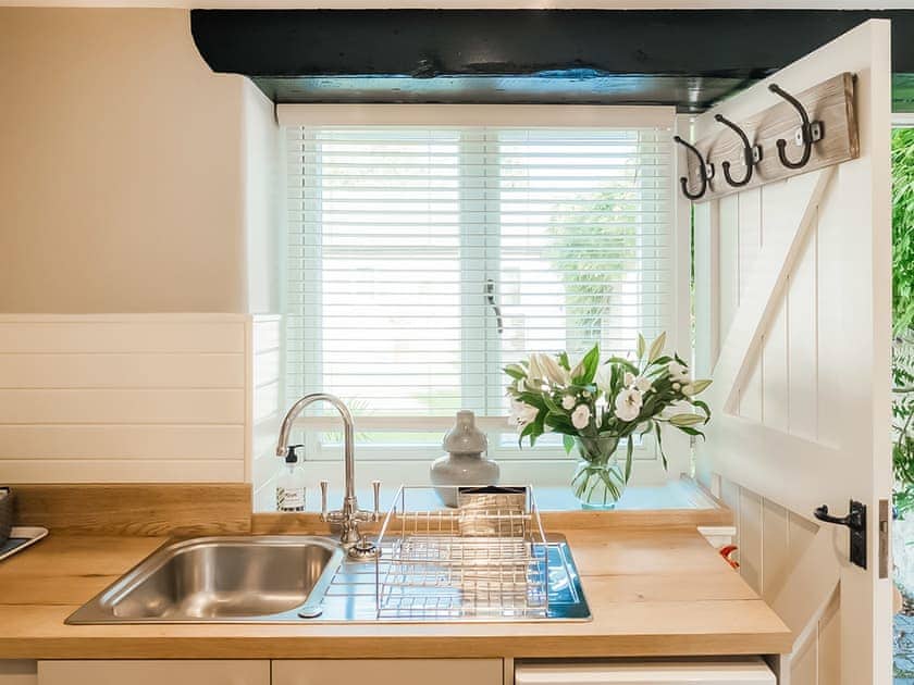 Kitchen | Marlott - Greenwood Grange Cottages, Higher Bockhampton, near Dorchester