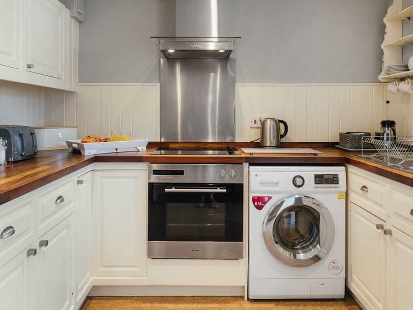 Kitchen | Weatherbury - Greenwood Grange Cottages, Higher Bockhampton, near Dorchester