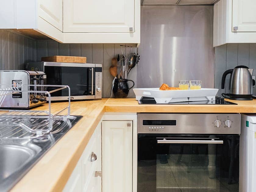 Kitchen | Melstock - Greenwood Grange Cottages, Higher Bockhampton, near Dorchester