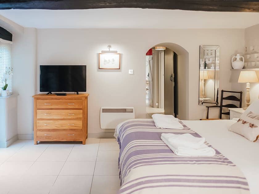 Double bedroom | Melstock - Greenwood Grange Cottages, Higher Bockhampton, near Dorchester