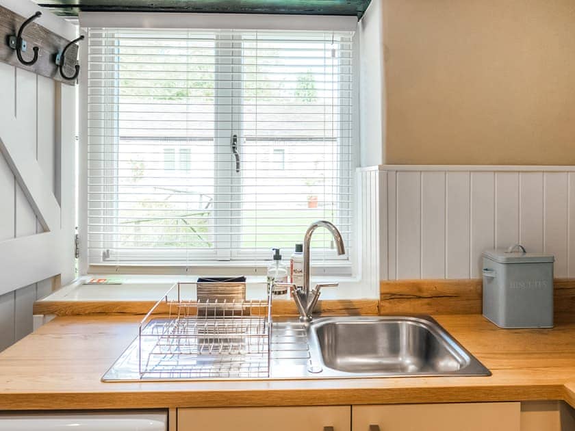 Kitchen | Yalbury - Greenwood Grange Cottages, Higher Bockhampton, near Dorchester