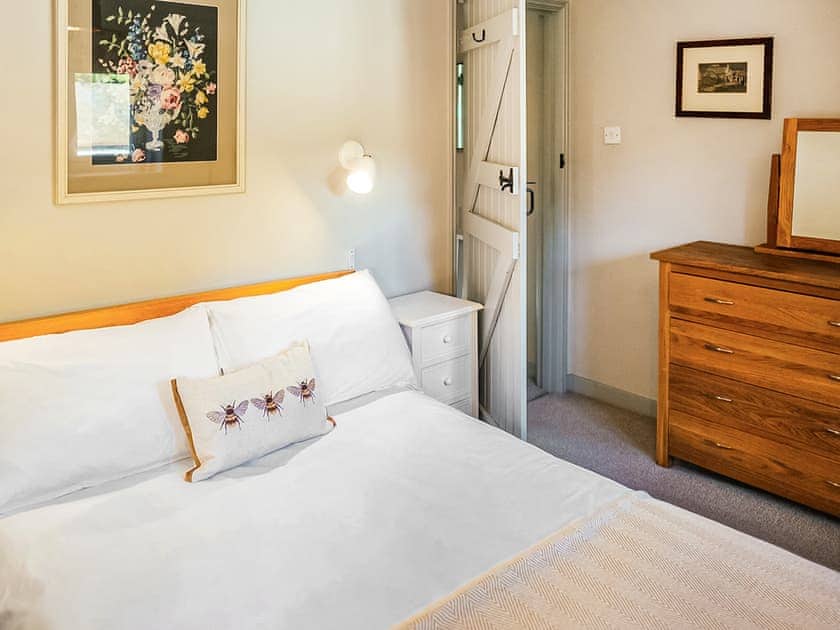 Double bedroom | Yalbury - Greenwood Grange Cottages, Higher Bockhampton, near Dorchester