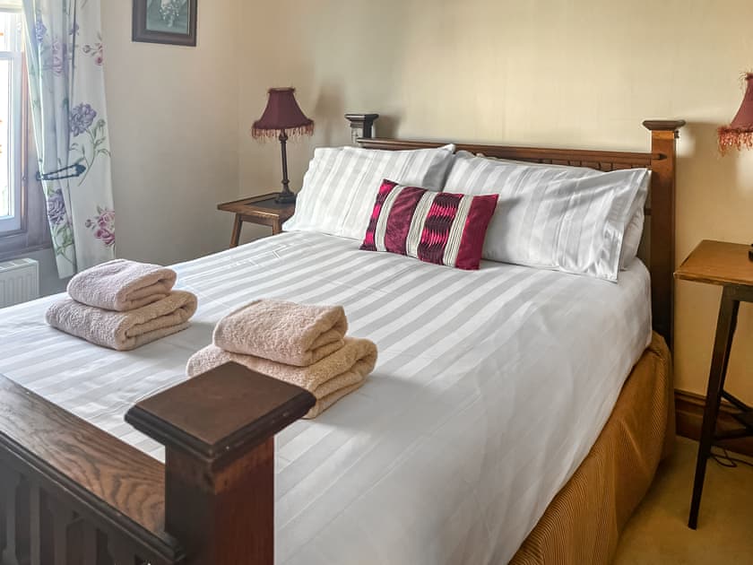 Double bedroom | Ty Nain, Tywyn