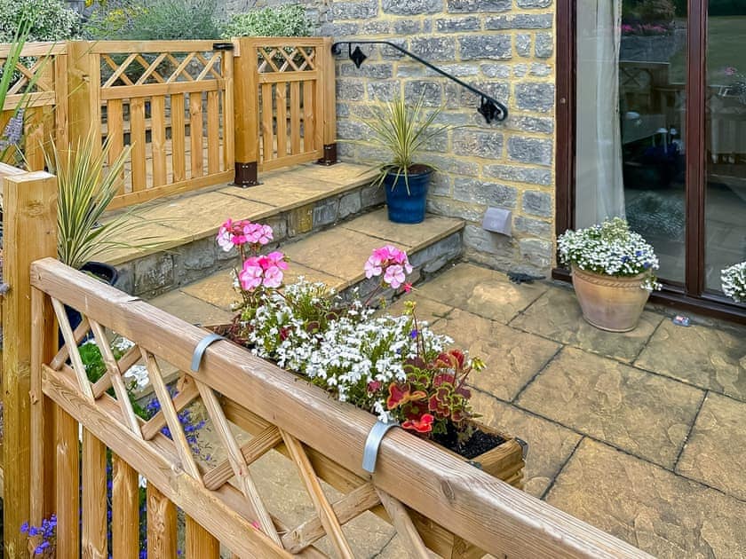 Patio | Chapel Barn - Pedwell Hill, Ashcott, near Bridgwater