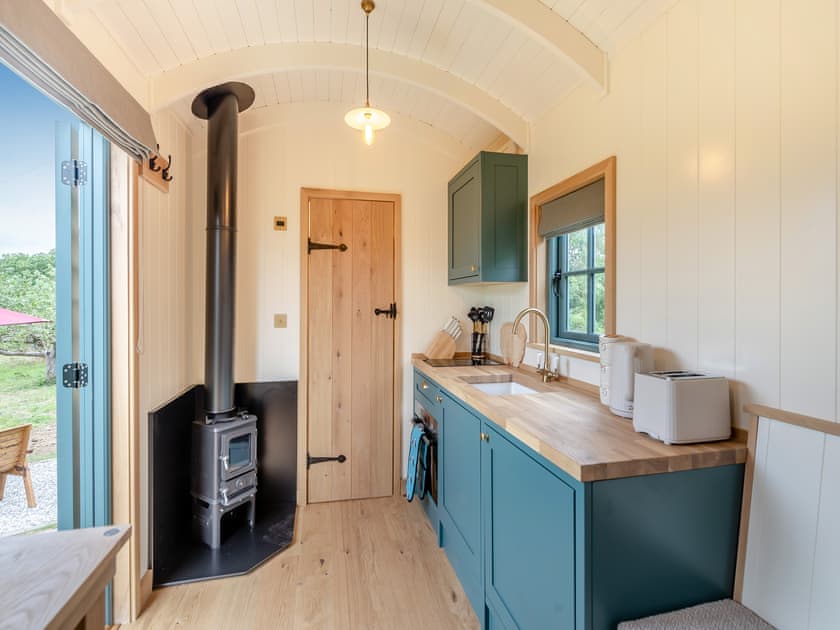 Kitchen | Shepherd’s Retreat, Ongar