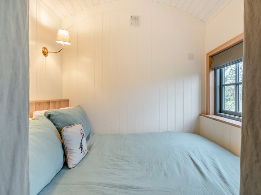 Bedroom | Shepherd’s Retreat, Ongar