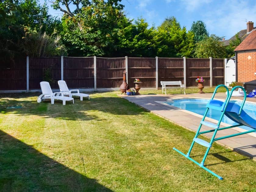 Garden | The Hollies, Repps with Bastwick, near Great Yarmouth