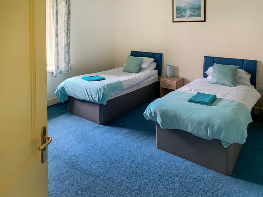 Twin bedroom | Bonshawside Farmhouse, Kirtlebridge, near Annan