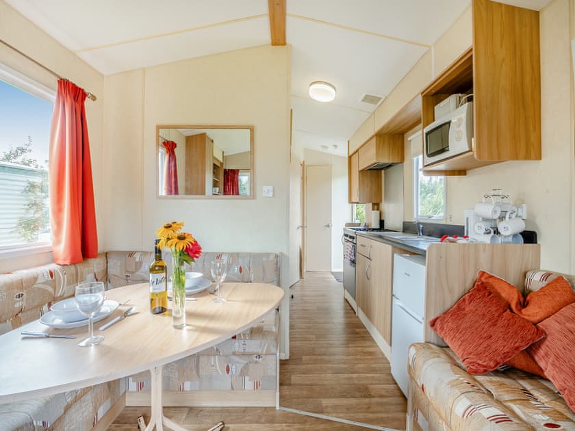 Dining Area | Wren - Alvingham Fishing Lakes, Louth