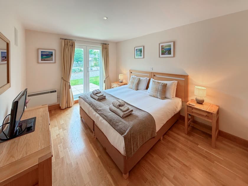 Double bedroom | No.4 The Links Apartments, Brora