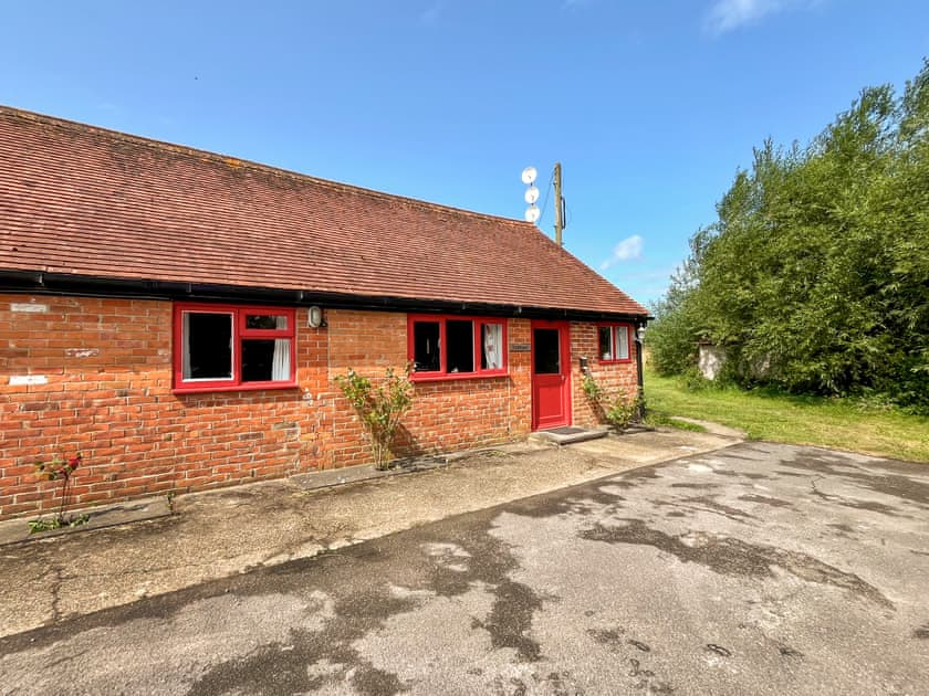 Exterior | Tarrant Cottage - Bowling Green Farm, East Orchard, near Shaftesbury