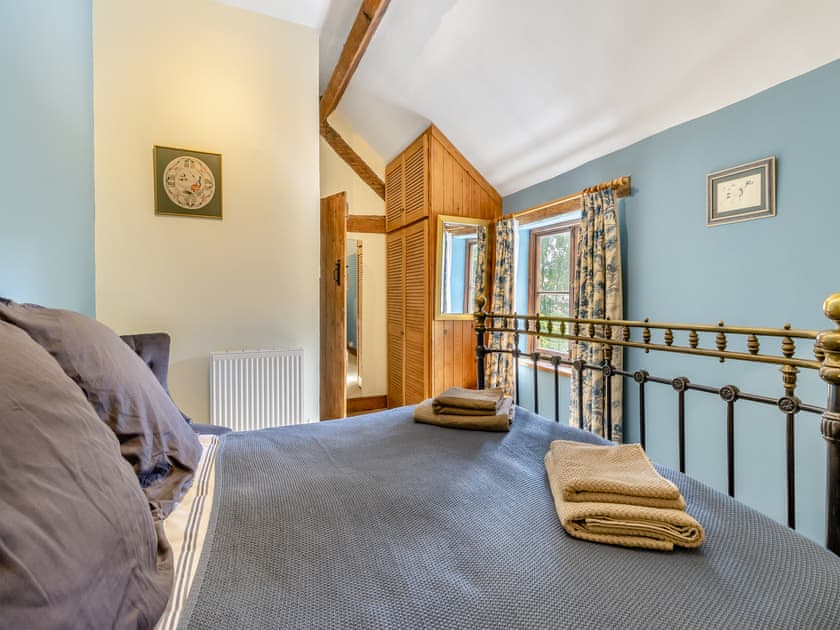 Double bedroom | Coachmans Cottage, Bromyard