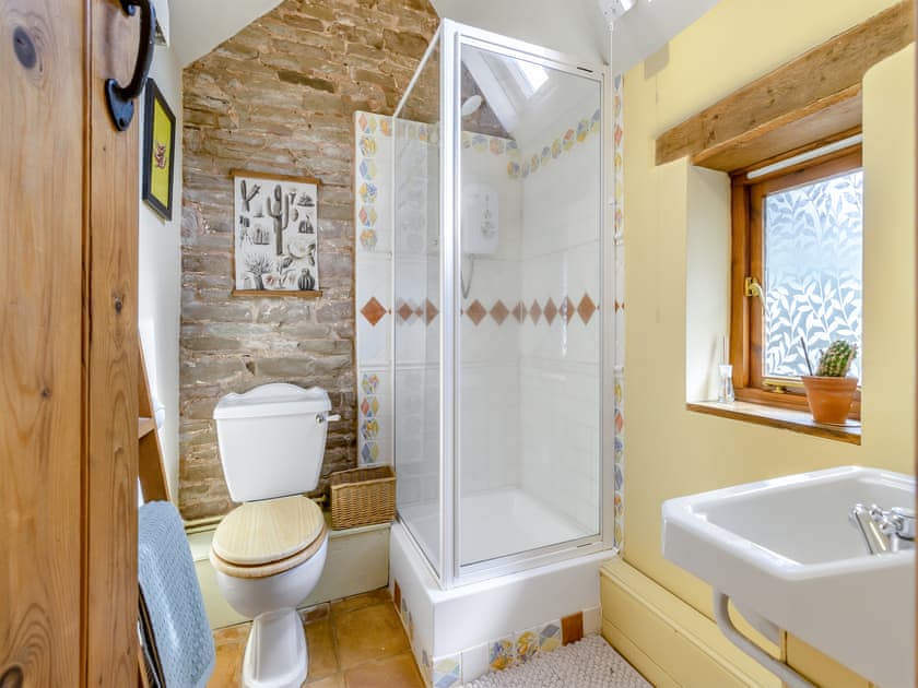 Bathroom | Coachmans Cottage, Bromyard