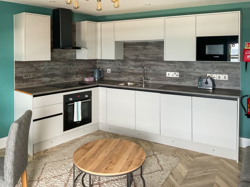 Kitchen | Grosvenor Holidays - No 3G - Grosvenor House, Aberystwyth
