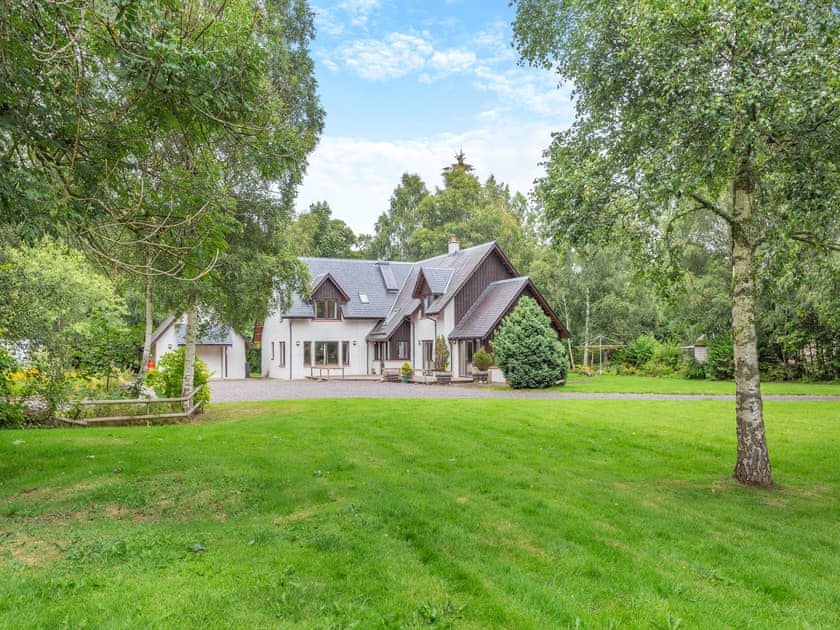 Garden and grounds | Bridge House, Evanton, near Dingwall