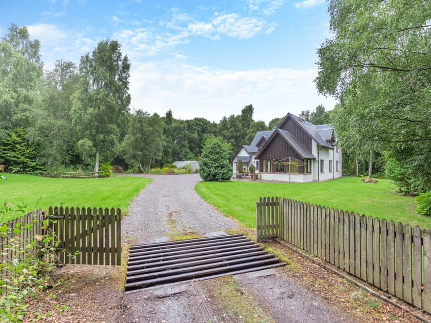 Garden and grounds | Bridge House, Evanton, near Dingwall