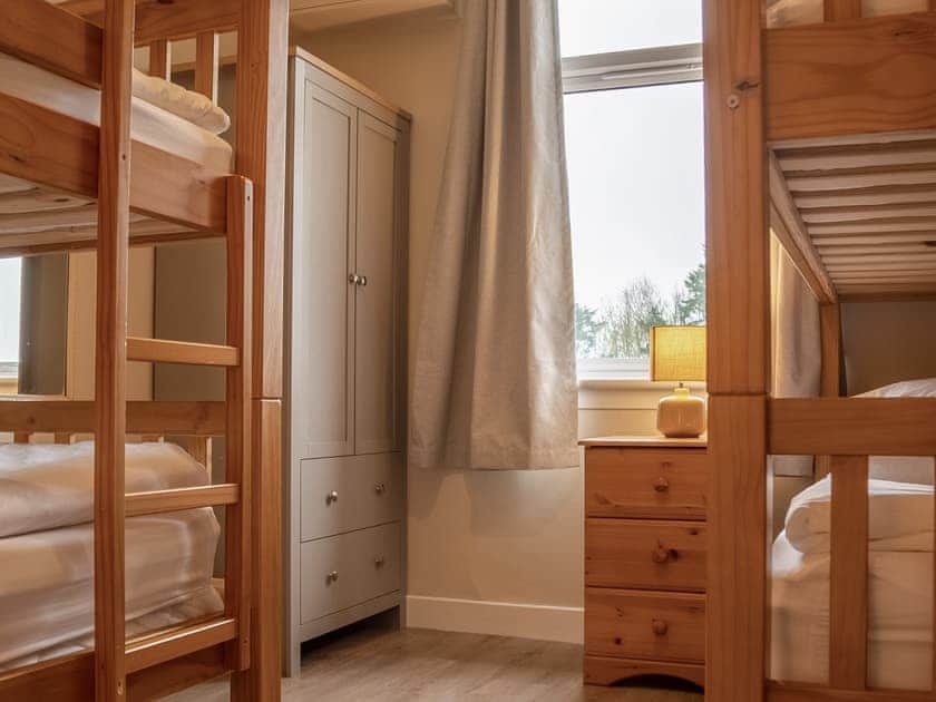 Bunk bedroom | Ninetrees - Bachilton Farm, Methven, near Perth