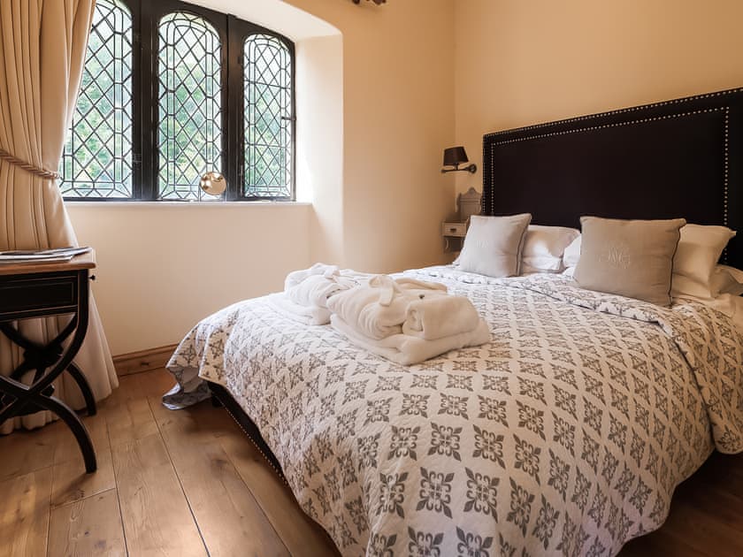 Double bedroom | The Tower - Glanusk Estate, Crickhowell