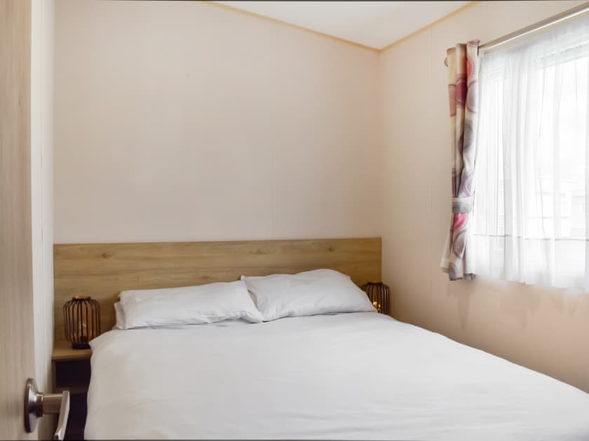 Double bedroom | Cara, Morecambe