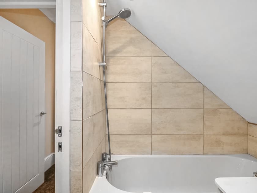 Bathroom | The Cuckmere 6 - Seaford Retreats, Seaford