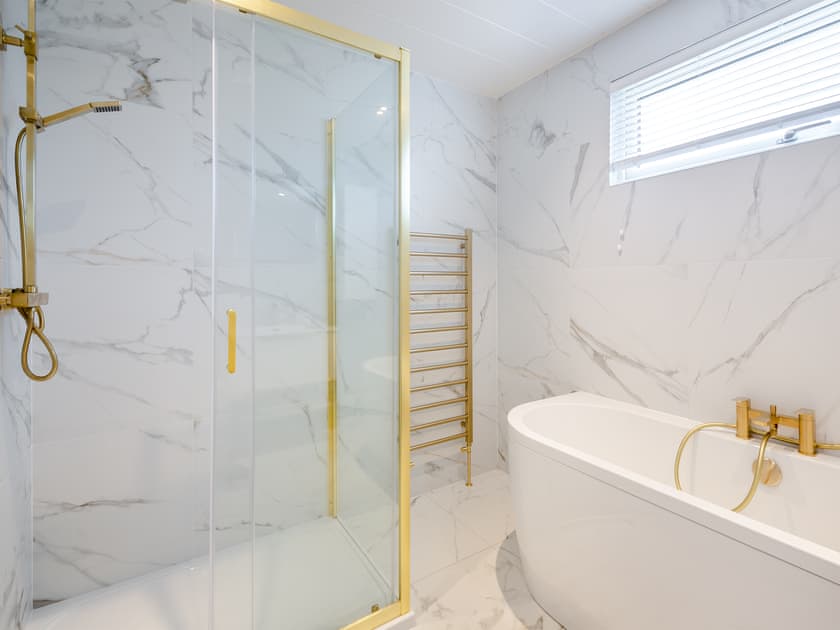Bathroom | Three Sandbanks, Benllech