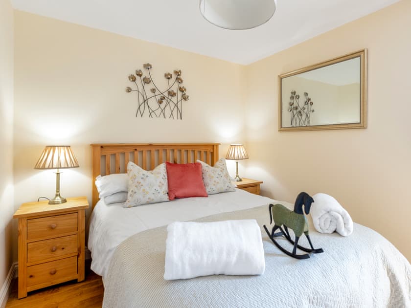 Relaxing master bedroom | Sycamore Cottage, Harwood Dale, near Scarborough