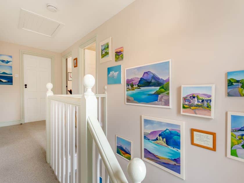 Interior | Achomraich, Kyle
