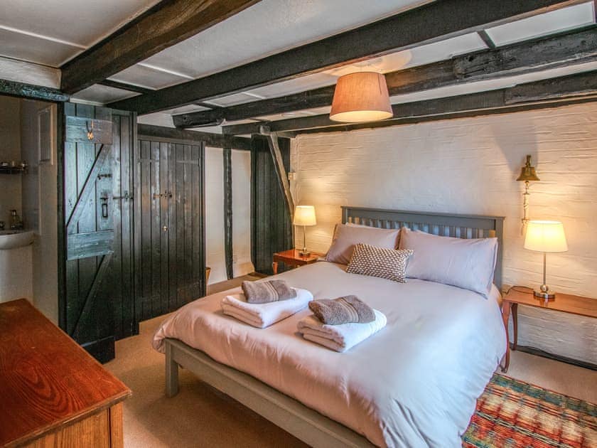 Double bedroom | Charlie Wilcox Cottage, Polperro