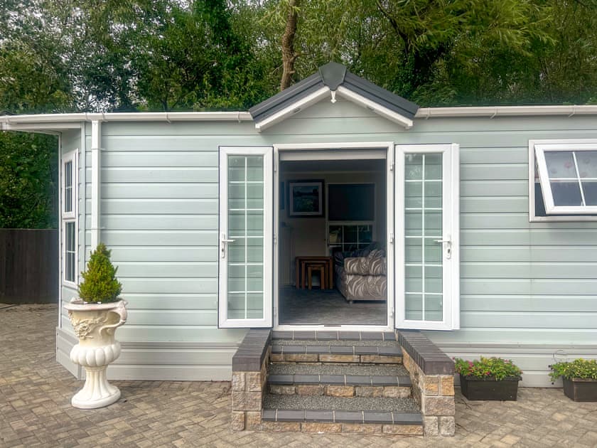 Exterior | Meadows Farm Lodge - Meadows Farm, Gorseinon, near Swansea
