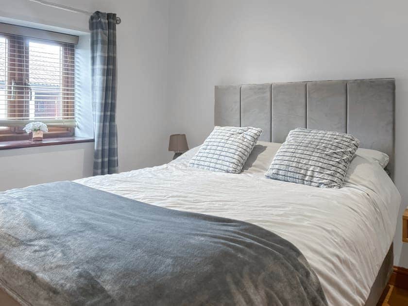 Double bedroom | The Barn, Catsham, near Glastonbury