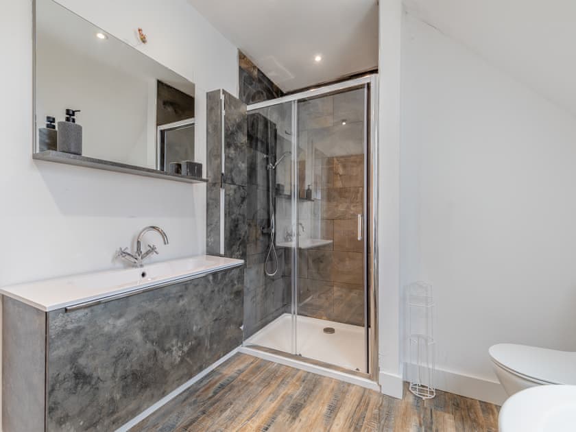 Bathroom | The Barn, Ashbourne