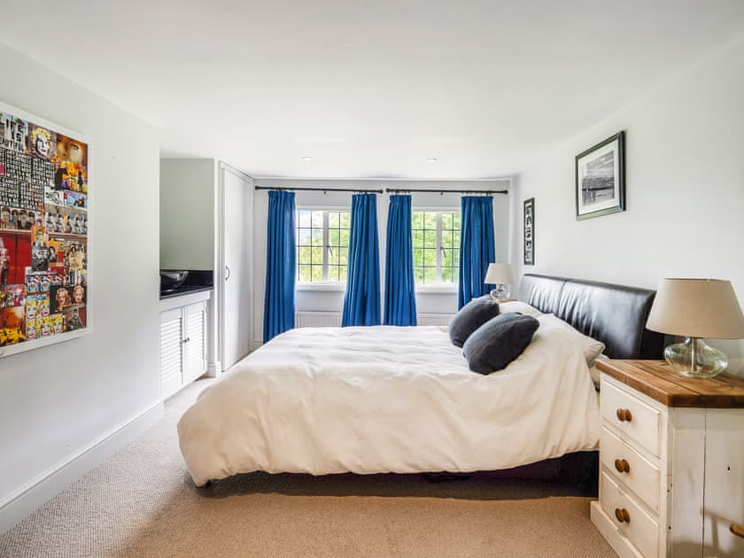 Double bedroom | Holdens, Hartfield
