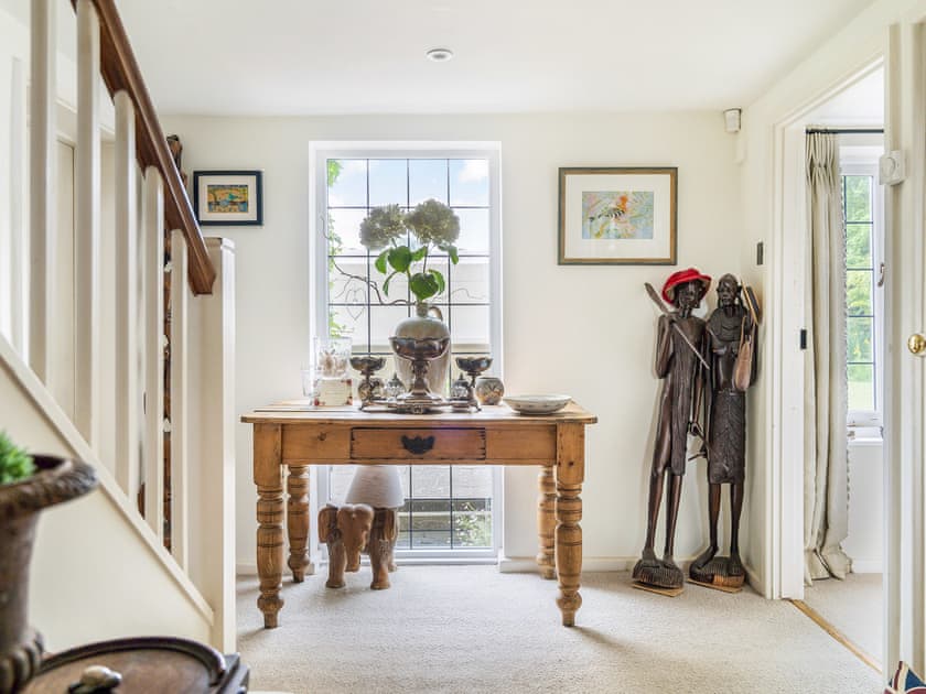 Hallway | Holdens, Hartfield