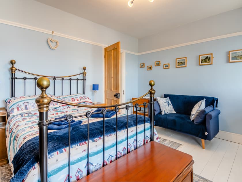 Double bedroom | Beachcombers Retreat, Felixstowe